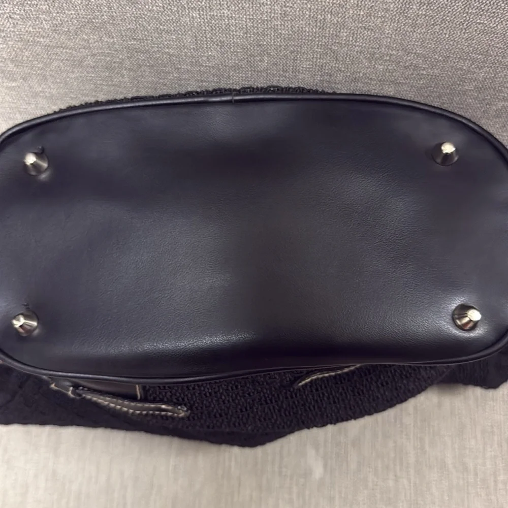 Black Weave Women's Shoulder Bag
